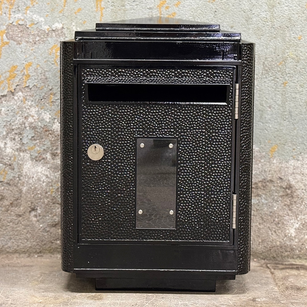 MODELL 1950 – Schwarz